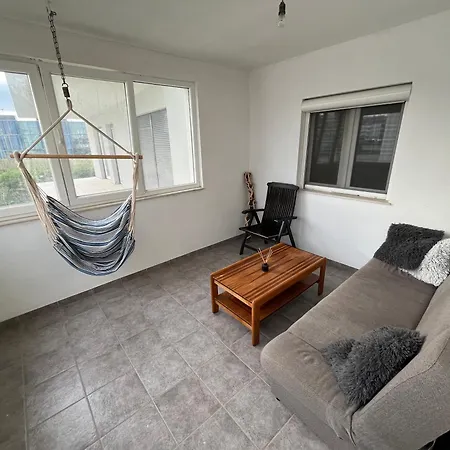 Bunabu Apartment
